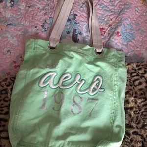 Aero tote bag